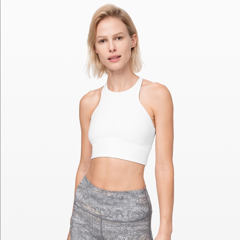 Lululemon free to be moved bra 6 NWT